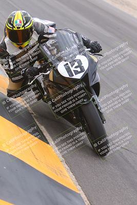 media/Sep-10-2023-SoCal Trackdays (Sun) [[6b4faecef6]]/Turn 4 Inside (925am)/